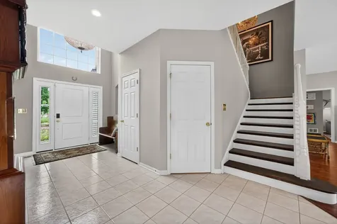 2560 Mc Duffee Circle North Aurora IL 60542