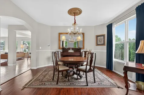2560 Mc Duffee Circle North Aurora IL 60542