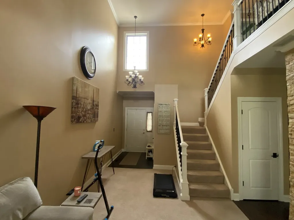 335 Abington Woods Drive Aurora IL 60502