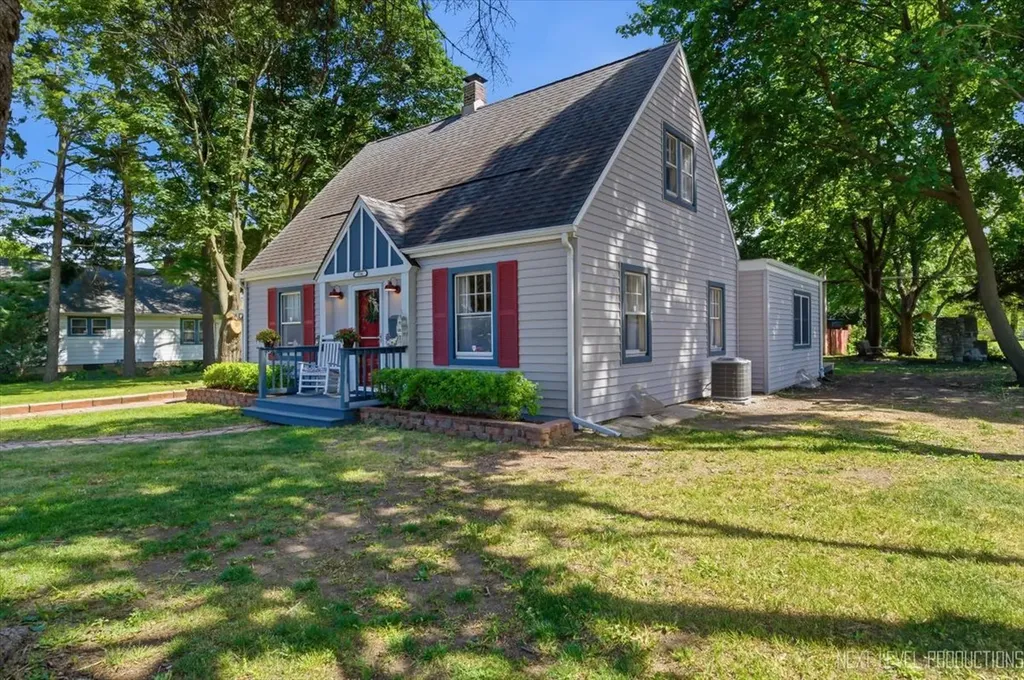 356 Lakelawn Boulevard Aurora IL 60506