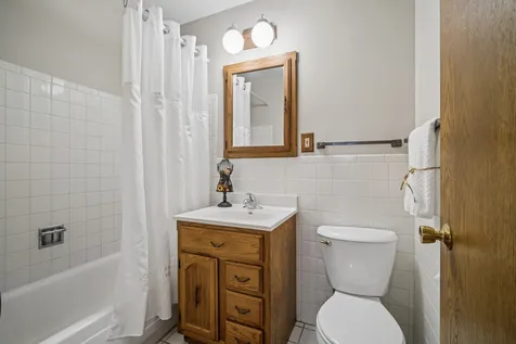 8970 North Parkside Avenue Des Plaines IL 60016