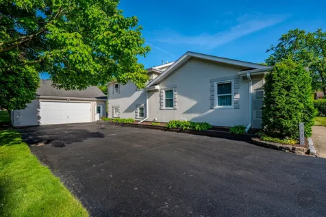 5009 Columbia Avenue Lisle IL 60532