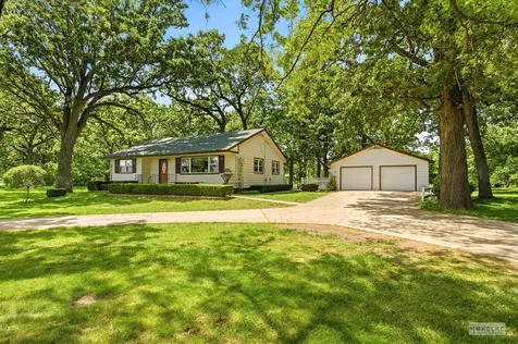 7823 Galena Road Bristol IL 60512