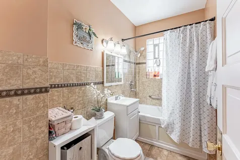 1513 Clarence Avenue Berwyn IL 60402