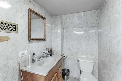 1513 Clarence Avenue Berwyn IL 60402