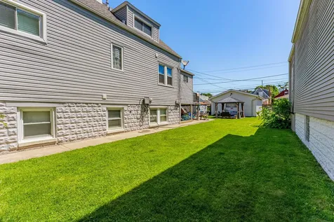 1513 Clarence Avenue Berwyn IL 60402