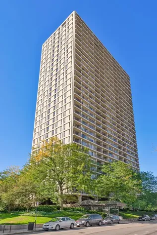 1960 North Lincoln Park West Chicago IL 60614