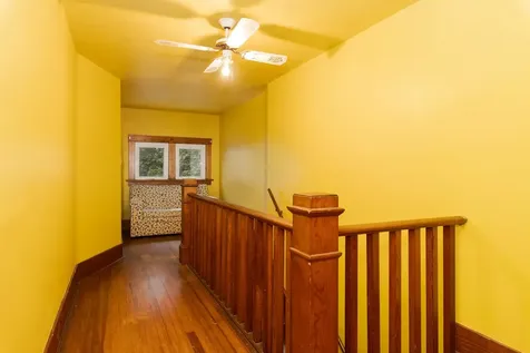 316 East Cleveland Street Cullom IL 60929
