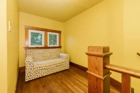 316 East Cleveland Street Cullom IL 60929
