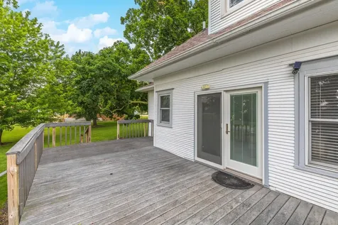 316 East Cleveland Street Cullom IL 60929