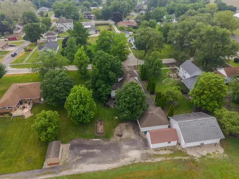 316 East Cleveland Street Cullom IL 60929