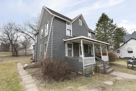 251 West Homer Street Freeport IL 61032