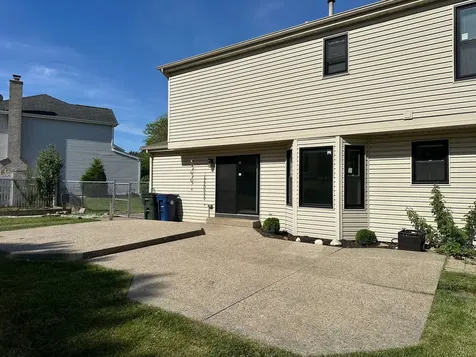 611 Fairfield Lane Algonquin IL 60102