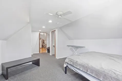 2915 North Dawson Avenue Chicago IL 60618