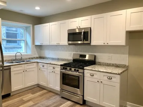 2643 West Estes Avenue Chicago IL 60645