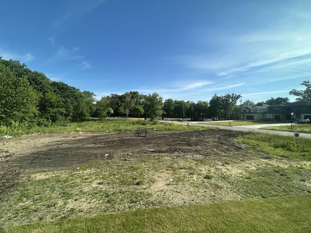 6 Stone Bridge Court Schaumburg IL 60193