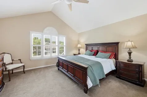 702 Clover Hill Court Elk Grove Village IL 60007