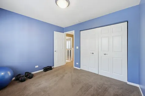 702 Clover Hill Court Elk Grove Village IL 60007