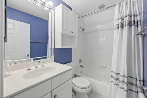 702 Clover Hill Court Elk Grove Village IL 60007