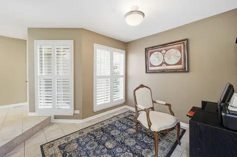 702 Clover Hill Court Elk Grove Village IL 60007