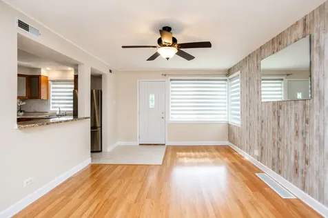 2548 Willow Street Franklin Park IL 60131