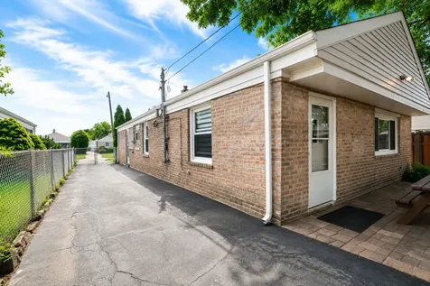 2548 Willow Street Franklin Park IL 60131