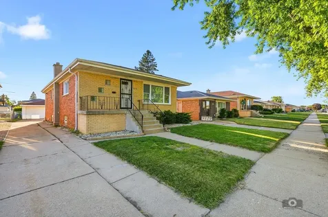 394 Calhoun Avenue Calumet City IL 60409