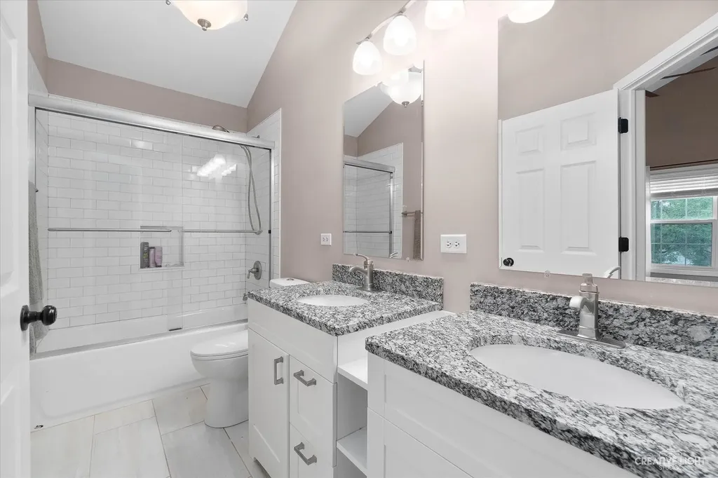 24254 Leski Lane Plainfield IL 60585