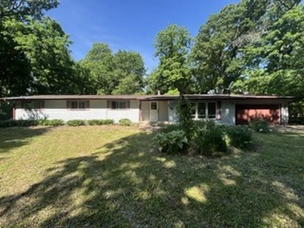 21364 Burr Oak Road Harvard IL 60033