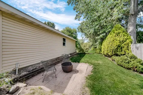 127 East 4th Avenue New Lenox IL 60451