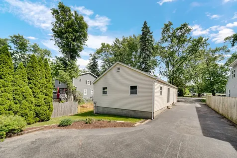 127 East 4th Avenue New Lenox IL 60451