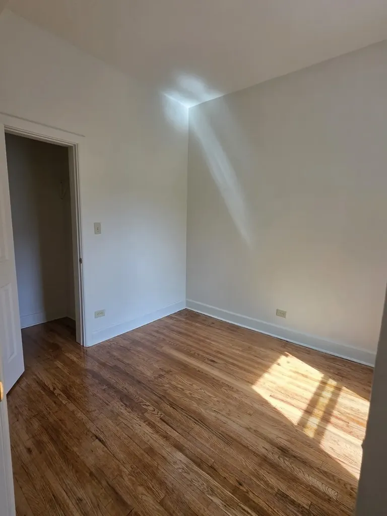 7250 South King Drive Chicago IL 60619