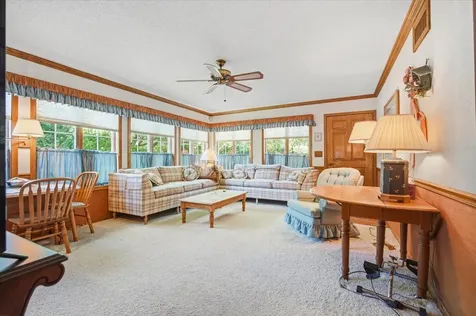 2 Breckenridge Drive Bloomington IL 61701