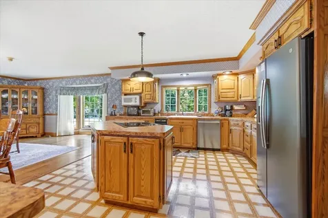 2 Breckenridge Drive Bloomington IL 61701