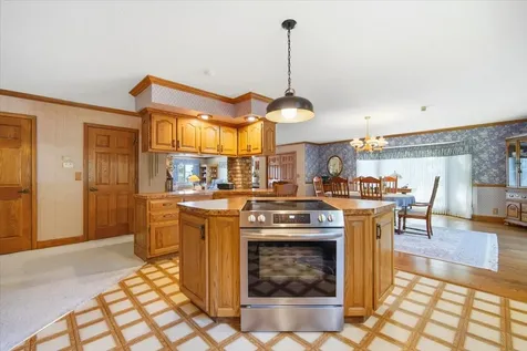 2 Breckenridge Drive Bloomington IL 61701