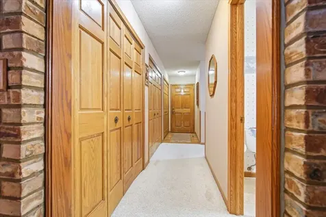 2 Breckenridge Drive Bloomington IL 61701