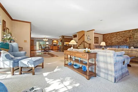 2 Breckenridge Drive Bloomington IL 61701
