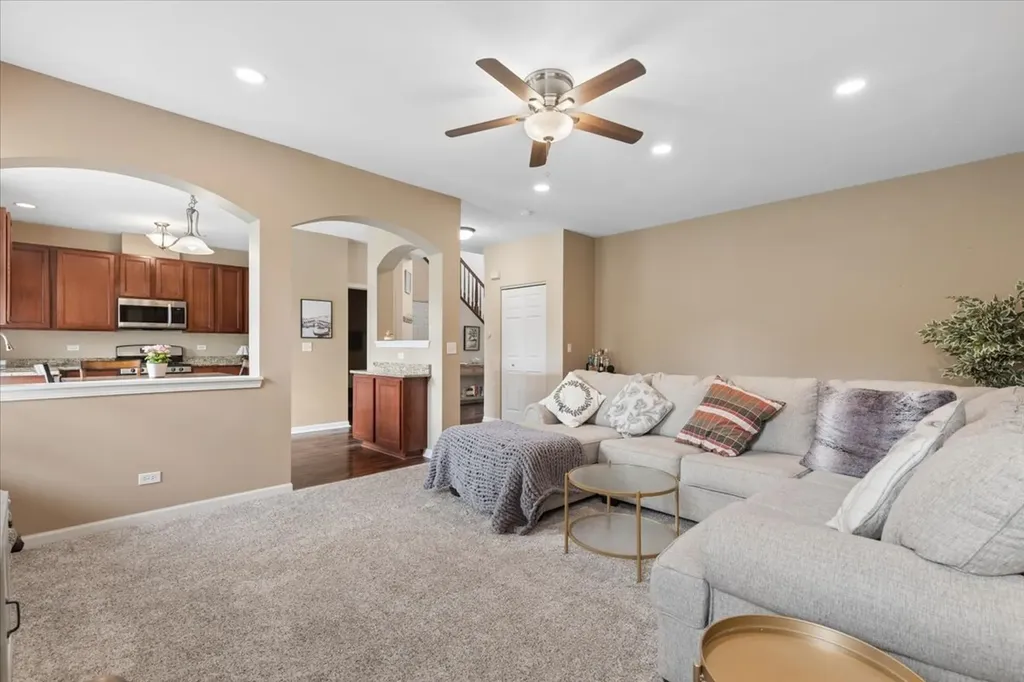 5721 Wildspring Drive Lake In The Hills IL 60156