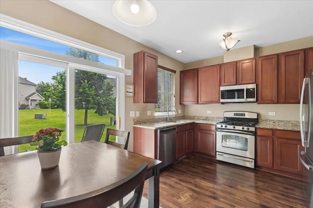 5721 Wildspring Drive Lake In The Hills IL 60156
