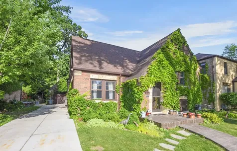 9615 Brandt Avenue Oak Lawn IL 60453