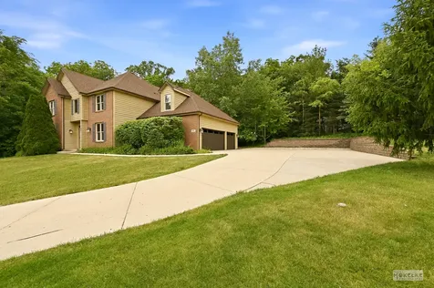 97 Crooked Creek Drive Yorkville IL 60560