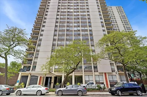 1355 North Sandburg Terrace Chicago IL 60610