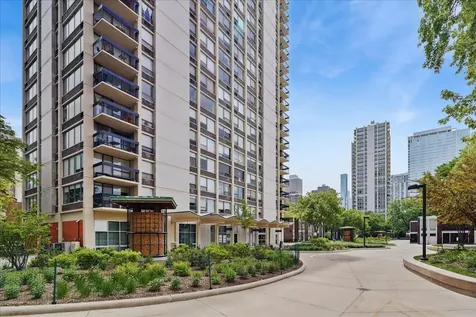 1355 North Sandburg Terrace Chicago IL 60610