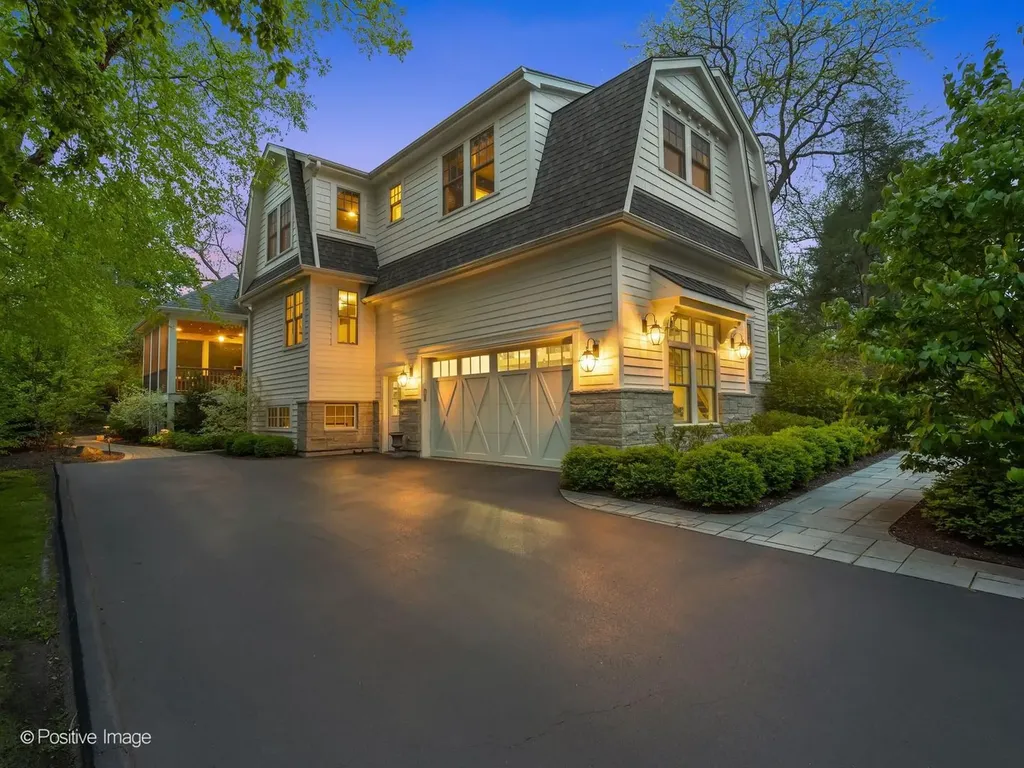 1303 North Cross Street Wheaton IL 60187