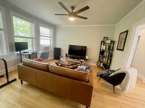 4858 North Hermitage Avenue Chicago IL 60640