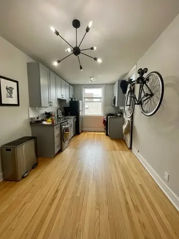 4858 North Hermitage Avenue Chicago IL 60640