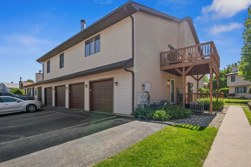 1844 Kerrybrook Court Sycamore IL 60178