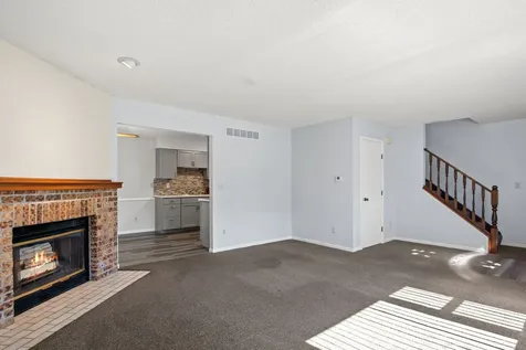 1844 Kerrybrook Court Sycamore IL 60178