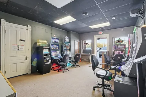 522 South State Street Belvidere IL 61008