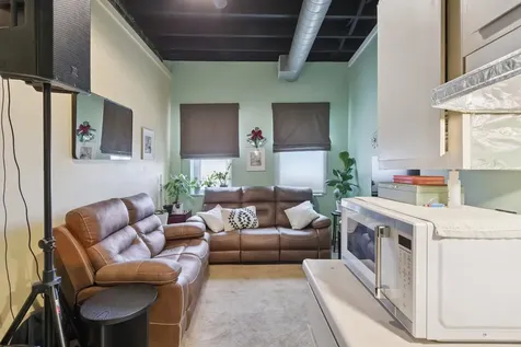 522 South State Street Belvidere IL 61008